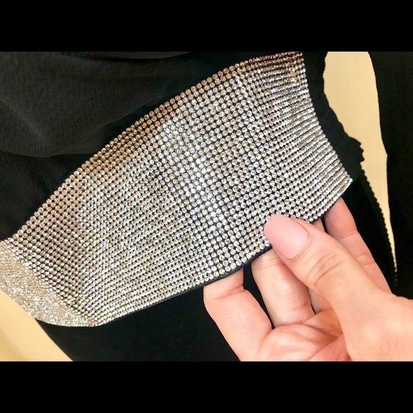 CRYSTAL LUXURY BLOUSE - Picture 3 of 4